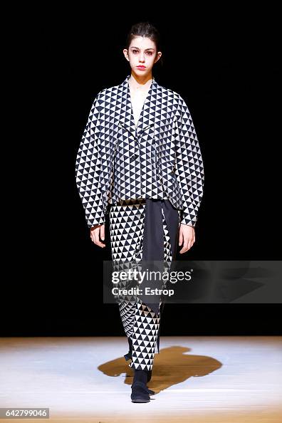 CHALAYAN - Runway - LFW February 2017 CHALAYAN - Runway - LFW February 2017