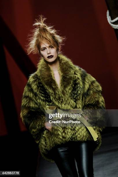 Model walks the runway at the ULISES MÉRIDA show during the Mercedes-Benz Madrid Fashion Week Autumn/Winter 2017/2018 at IFEMA on February 19, 2017...