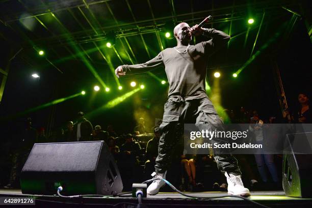 Dmx Rapper Walking Dmx (Rapper) Photos and Premium High Res Pictures - Getty Images