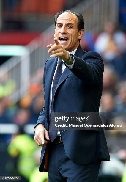 Valencia CF manager Voro Gonzalez reacts during the La Liga match between Valencia CF and Athletic Club at Mestalla Stadium on February 19, 2017 in...