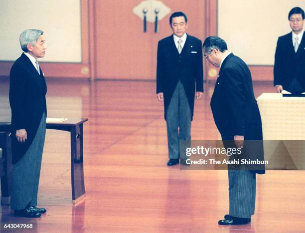 191 Obuchi Cabinet Stock Photos, High-Res Pictures, and Images - Getty ...