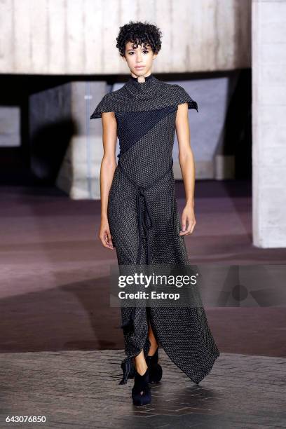 Model walks the runway at the Roland Mouret show during the London Fashion Week February 2017 collections on February 19, 2017 in London, England.