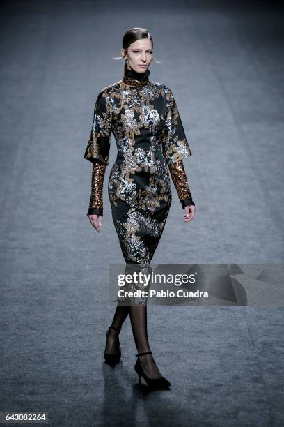 Model walks the runway at the 2nd Skin Co show during the Mercedes-Benz Madrid Fashion Week Autumn/Winter 2017 at Ifema on February 20, 2017 in...