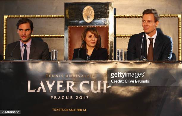 Roger Federer of Switzerland, Mayor of Prague Adriana Krnacova and Tomas Berdych of The Czech Republic attend a press conference announcing tickets...