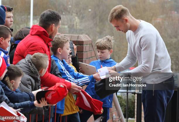 Jan Kirchhoff signs autographs during a Sunderland Open Training Session at the Stadium of Light on February 20, 2017 in Sunderland, England.