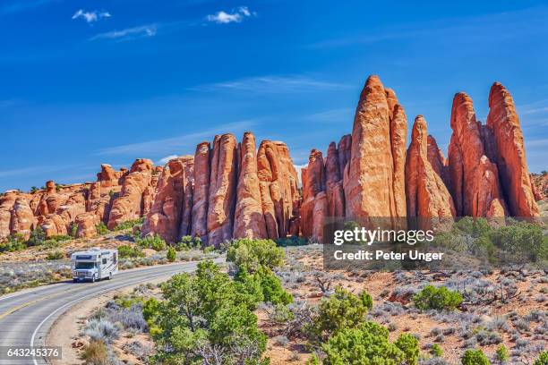 arches national park in utah,usa - arches national park stockfoto's en -beelden