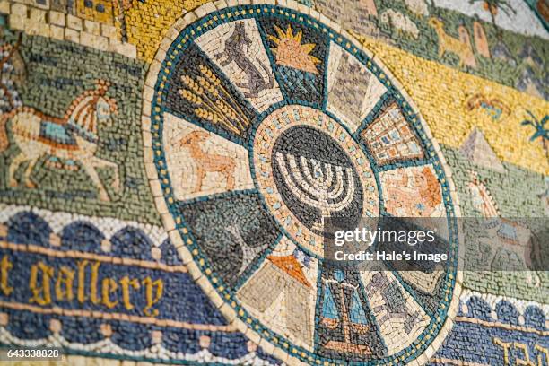 mosaic tile of hanukkah candlestick - chanoeka stockfoto's en -beelden