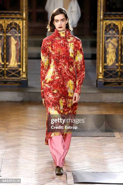 Model walks the runway at the Sharon Wauchob show during the London Fashion Week February 2017 collections on February 20, 2017 in London, England.