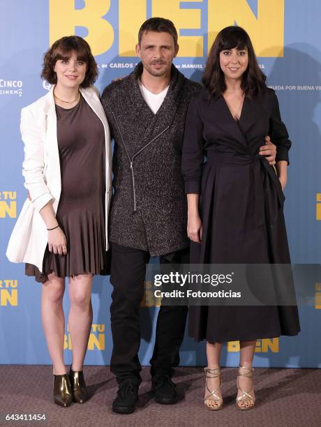 Andrea Ros, Luis Mottola and Carmen Ruiz attend a photocall for 'Es Por Tu Bien' at the Hesperia Hotel on February 21, 2017 in Madrid, Spain.