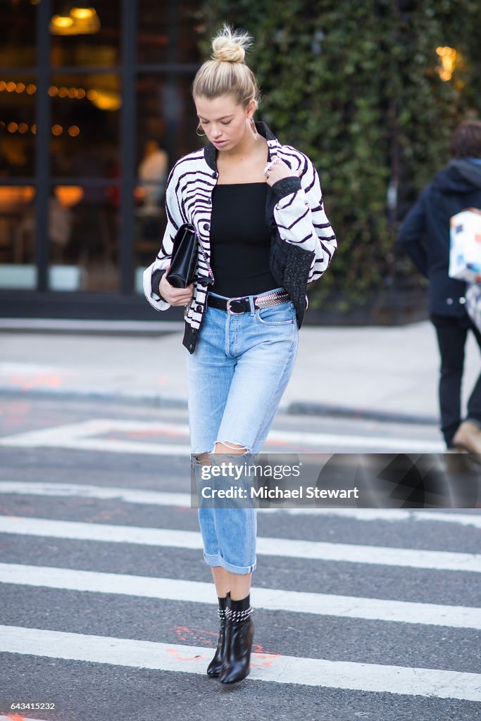 Street Style - New York City - February 2017