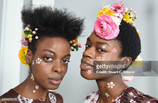 Models wear creations by Tata Naka during a presentation during London Fashion Week February 2017 collections on February 21, 2017 in London, England.