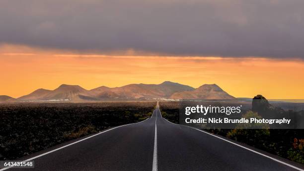 timanfaya national park, lanzarote, spain. - vps stock pictures, royalty-free photos & images