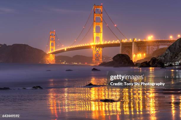 golden gate bridge and marshall beach - alisa marshall imagens e fotografias de stock