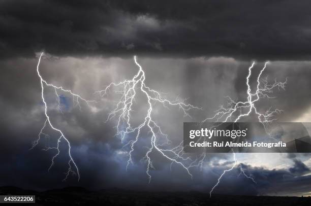 spectacular lightning show lights up - grace gail stock-fotos und bilder