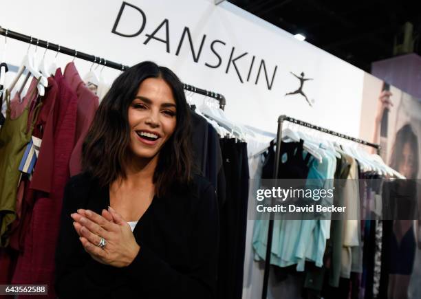 Danskin Brand Ambassador Jenna Dewan Tatum celebrates the fall News  Photo - Getty Images