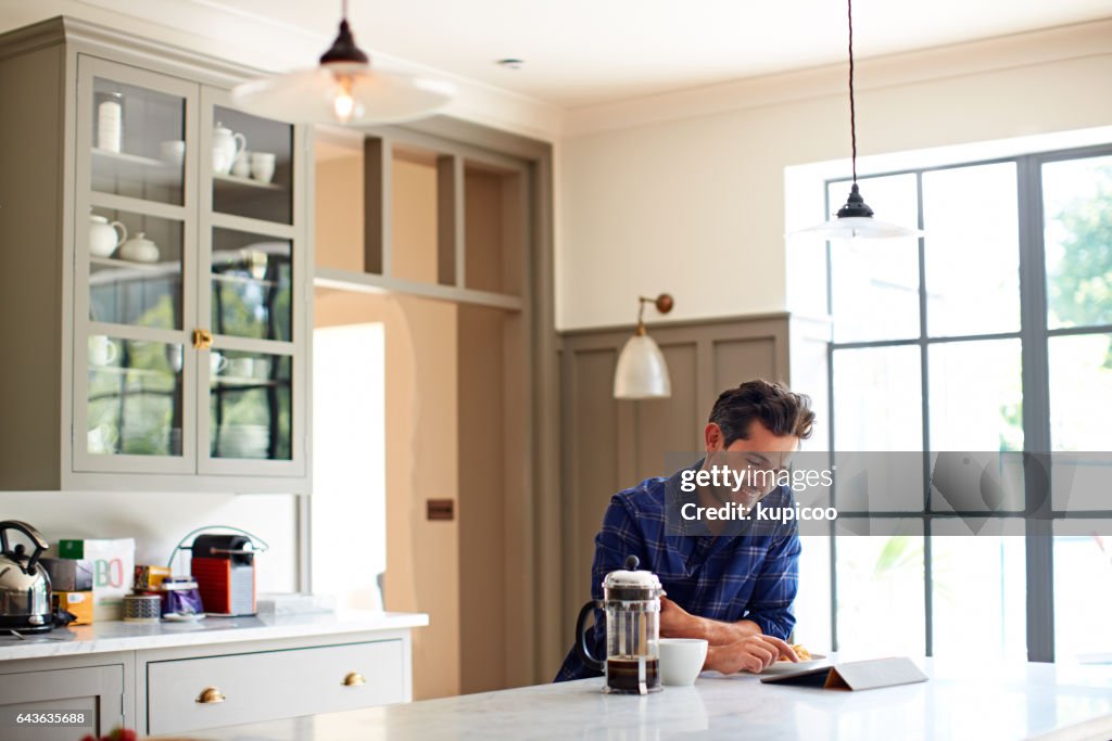 Godersi la mattina online con un caffè