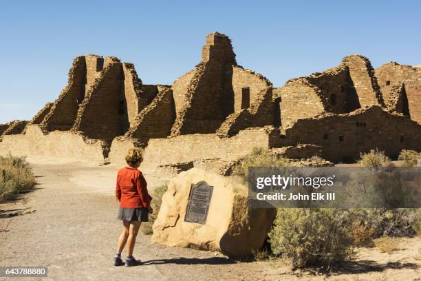 pueblo bonito, ancestral puebloan great house ruins - puebloan culture stock pictures, royalty-free photos & images