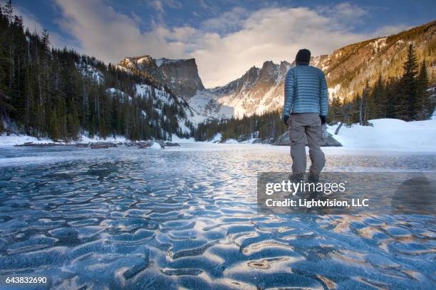 dream lake, rocky mountain national park in winter - rocky mountain national park stock pictures, royalty-free photos & images