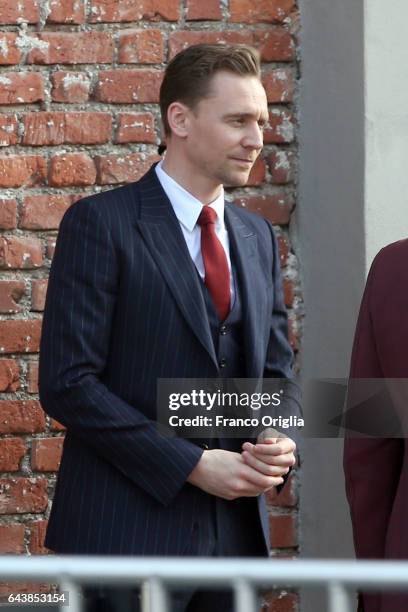 Tom Hiddleston arrives at the Gucci show during Milan Fashion Week Fall/Winter 2017/18 on February 22, 2017 in Milan, Italy.