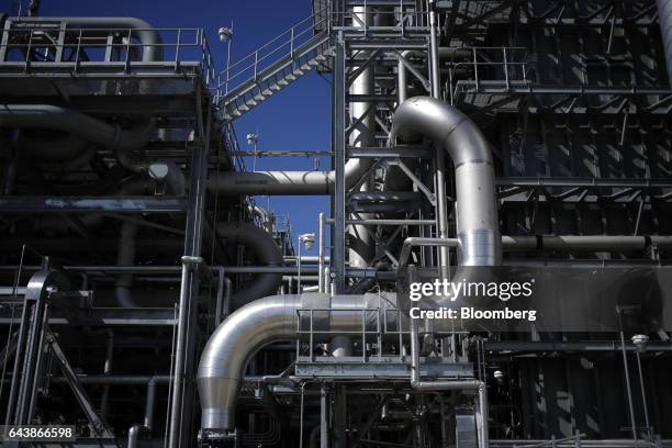 Equipment installed as part of the Petra Nova Carbon Capture Project stands at the NRG Energy Inc. WA Parish generating station in Thompsons, Texas,...