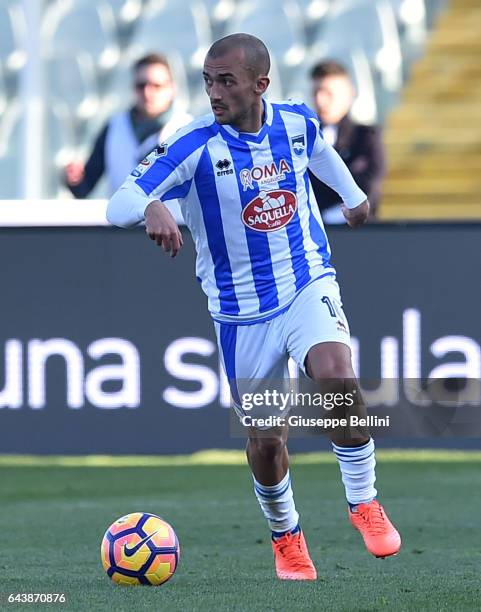 Ahmad Benali of Pescara Calcio in action during the Serie A match between Pescara Calcio and Genoa CFC at Adriatico Stadium on February 19, 2017 in...