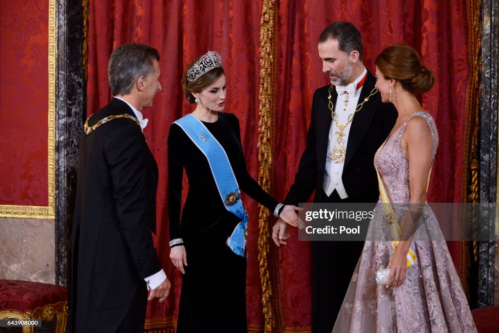 Official Dinner Of Spanish Royals And President Mauricio Macri And Wife
