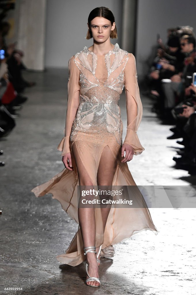 Franceso Scognamiglio - Runway RTW - Fall 2017 - Milan Fashion Week