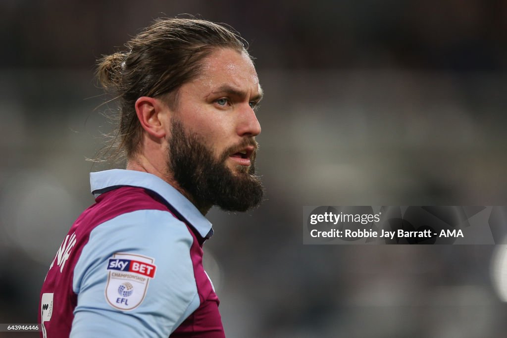 Newcastle United v Aston Villa - Sky Bet Championship