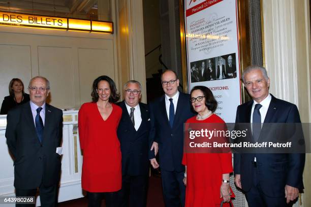 Executive Vice President of the "Fondation Prince Albert II De Monaco", Bernard Fautrier, Anabelle Jaeger, Prince Albert II de Monaco standing...