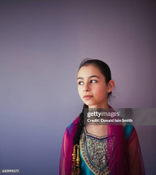 mixed race girl wearing traditional punjabi clothing - punjabi girls images photos et images de collection