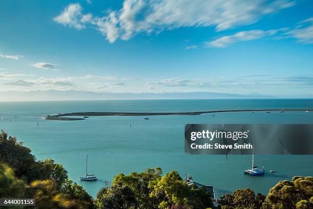 aerial view of island sandbar and coastline, nelson, nelson, new zealand - nelson imagens e fotografias de stock