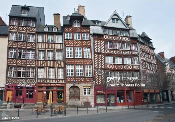 half-timbered houses in brittany - rennes francia fotografías e imágenes de stock