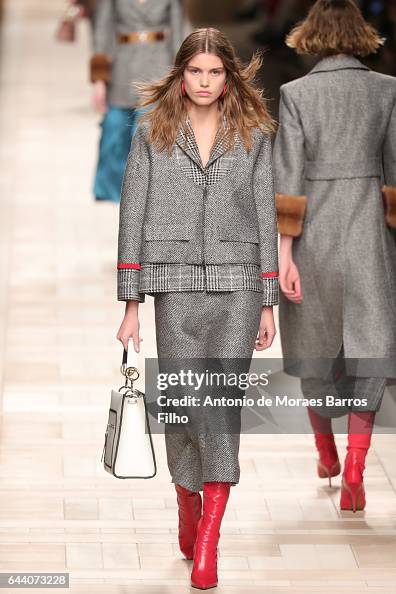 Fendi - Runway - Milan Fashion Week Fall/Winter 2017/18 Fendi - Runway - Milan Fashion Week Fall/Winter 2017/18
