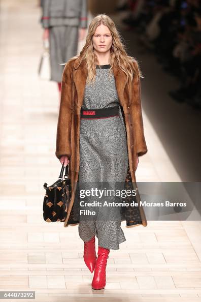 Fendi - Runway - Milan Fashion Week Fall/Winter 2017/18 Fendi - Runway - Milan Fashion Week Fall/Winter 2017/18