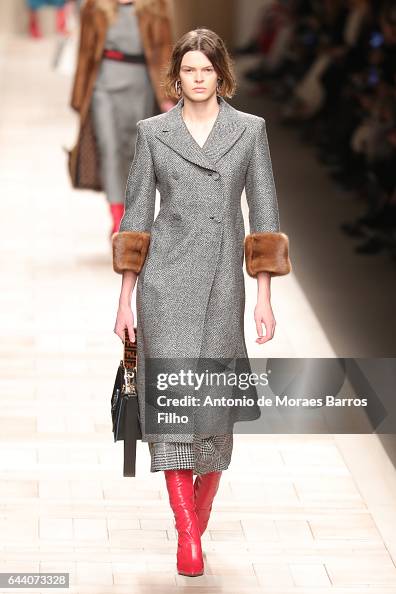 Fendi - Runway - Milan Fashion Week Fall/Winter 2017/18 Fendi - Runway - Milan Fashion Week Fall/Winter 2017/18