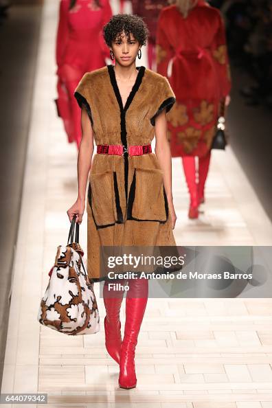 Fendi - Runway - Milan Fashion Week Fall/Winter 2017/18 Fendi - Runway - Milan Fashion Week Fall/Winter 2017/18