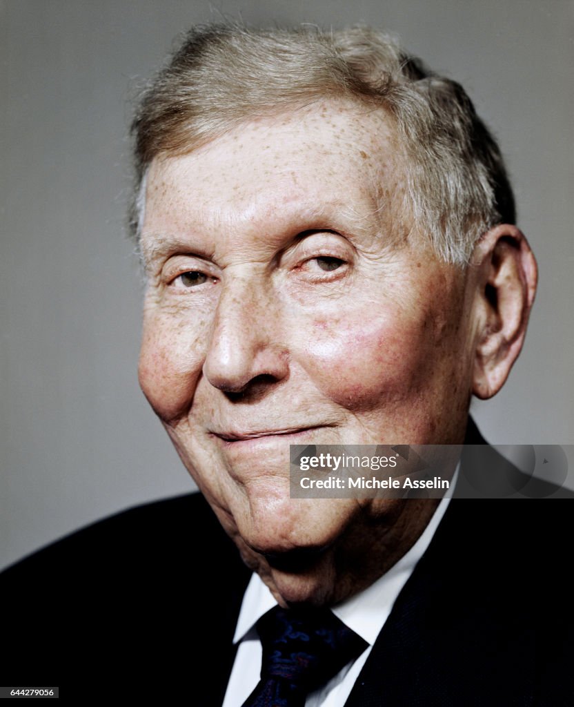 Sumner Redstone, Portrait Session, April 2, 2004