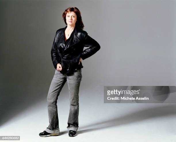 Actress Susan Sarandon is photographed at a portrait session on February 24, 2006 in New York City.