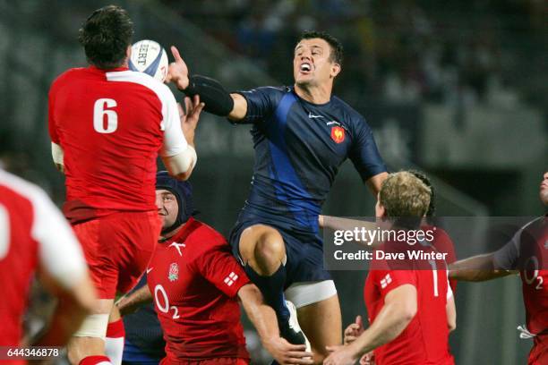 Martin CORRY / Damien TRAILLE - - France / Angleterre - Match amical de preparation de la Coupe du monde 2007, Photo : Dave Winter / Icon Sport