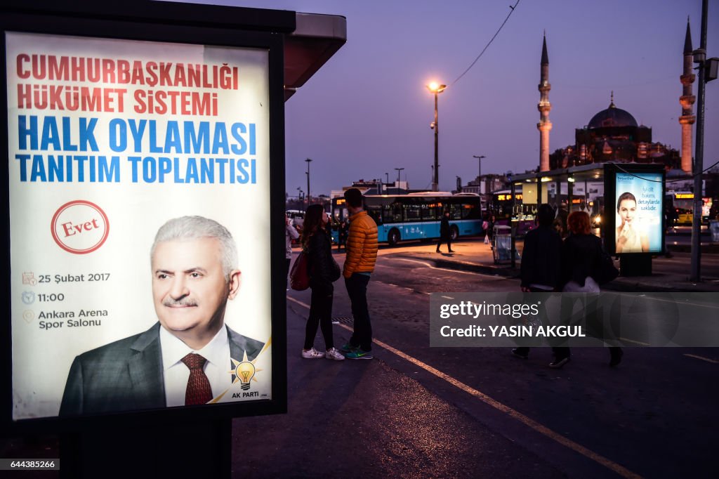 TURKEY-POLITICS-GOVERNMENT-REFERENDUM