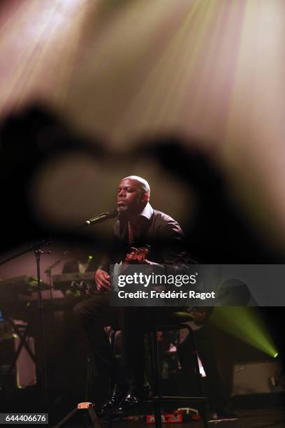 Singer Joe performs at L’Olympia on February 22, 2017 in Paris, France.