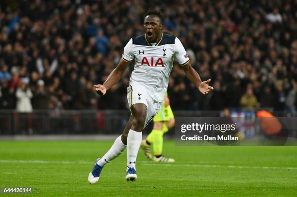 Victor Wanyama of Tottenham Hotspur celebrates as he scores their second goal during the UEFA Europa League Round of 32 second leg match between...