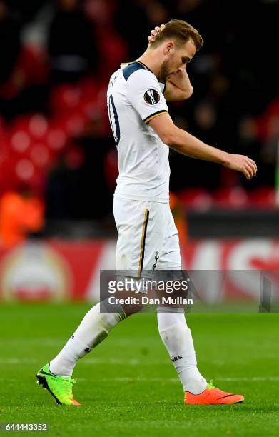 Harry Kane of Tottenham Hotspur looks dejected after the UEFA Europa League Round of 32 second leg match between Tottenham Hotspur and KAA Gent at...
