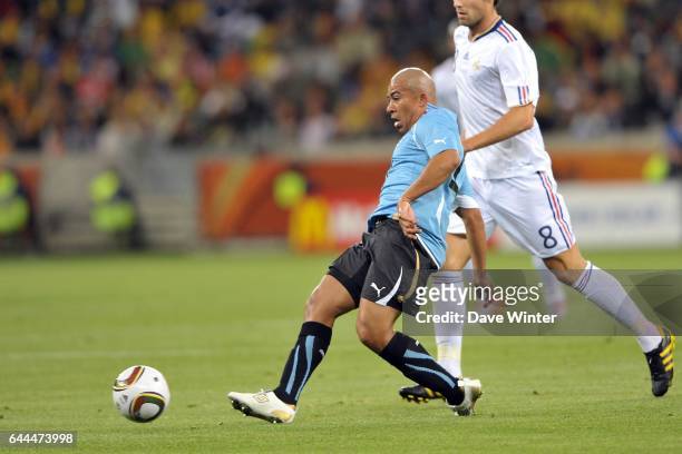 Arevalo RIOS - - France / Uruguay - Coupe du Monde 2010 - Green Point Stadium - Le Cap , Photo: Dave Winter / Icon Sport