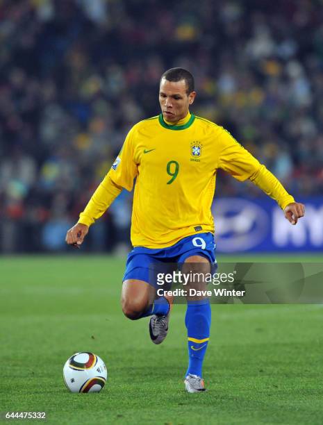 Luis FABIANO - - Bresil / Chili - Coupe du Monde 2010 - Match 54, Huitiemes de finale, Ellis Park, Johannesburg, Afrique du Sud. Photo: Dave Winter /...