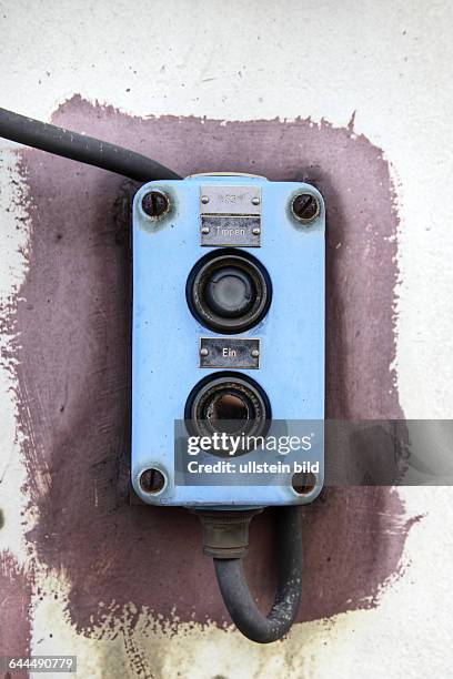 Maroder Composing 26 Maroder Stock Photos, High-Res Pictures, and Images - Getty Images