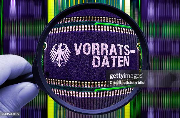 Computerplatine mit Aufschrift Vorratsdaten, Vorratsdatenspeicherung