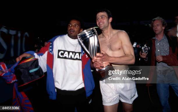 Bernard LAMA / Alain ROCHE - - PSG / Bastia - Finale de la Coupe de la Ligue saison 1994/95 - Parc des Princes - Paris, Photo: Alain Gadoffre / Icon...