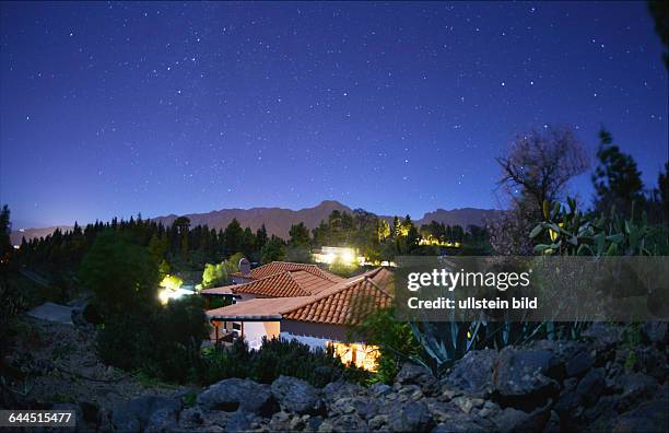 Spanien, La Palma: Klare Luft, Meereshoehe und sehr haeufige Wolkenlosigkeit machen die Kanareninsel zu einem idealen Beobachtungsort fuer den...