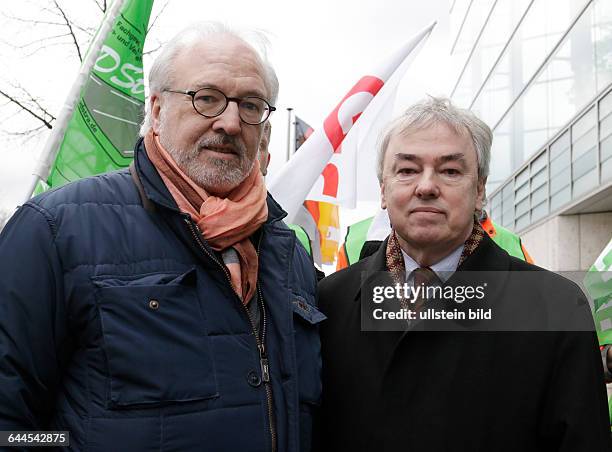 Berlin, Mahnwachen vor den Zentralen von CDU und SPD in Berlin , Foto:dbb Bundesvorsitzende Klaus Dauderstädt